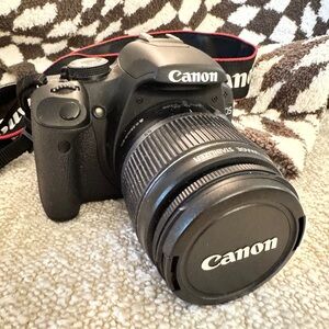 Canon EOS Rebel T1i Black Digital Camera Sleek Design